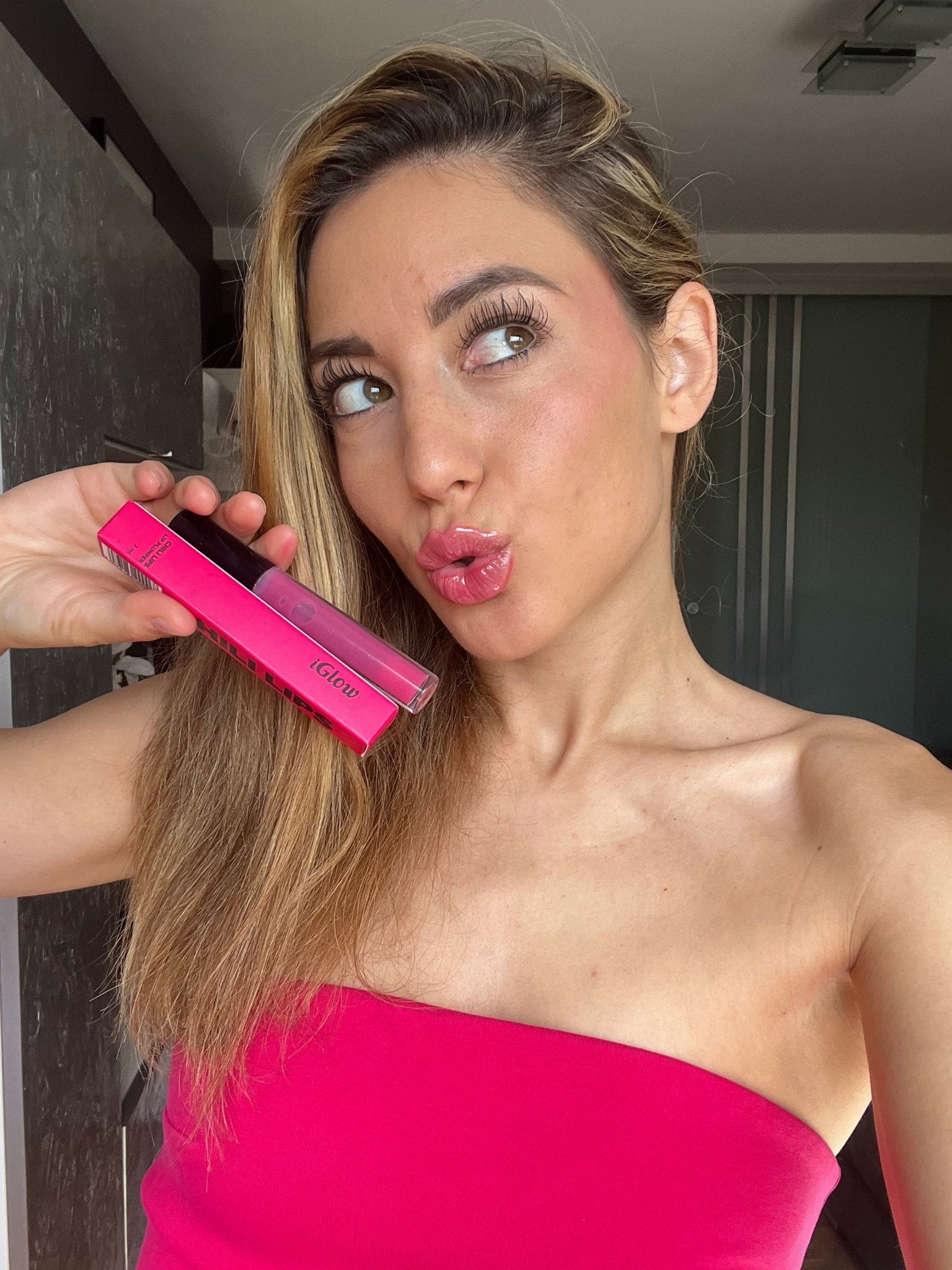 iGlow Lip Plumper - iGlow Cosmetics